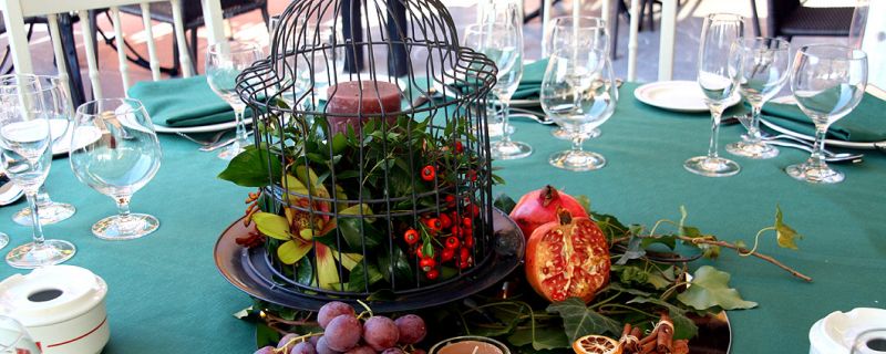 Fruits and flowers for weddings centerpieces
